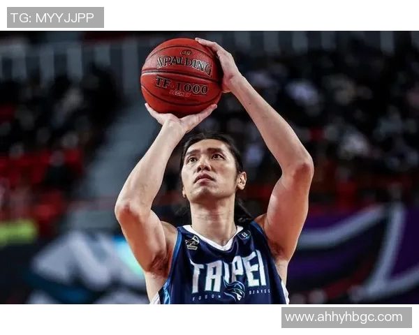 曾文鼎的篮球传奇与人生哲学:从球场到人生的启示与反思 曾文鼎的篮球传奇与人生哲学:从球场到人生的启示与反思