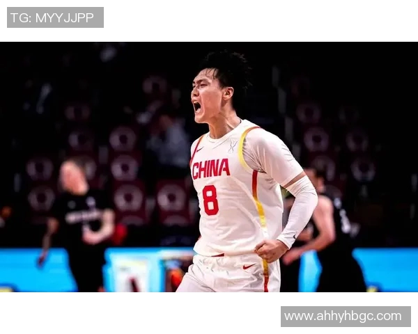 赵睿领衔中国男篮新征程展现实力与团队精神的精彩瞬间