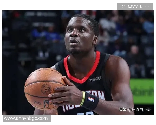 克林特卡佩拉在NBA赛场上的成长与突破之路分析