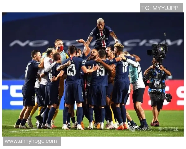 兰斯主场迎战巴黎圣日耳曼争夺法甲联赛重要积分之战